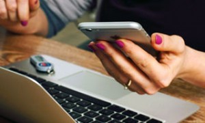 对话雷军：请舒淇代言是为小米汽车破圈